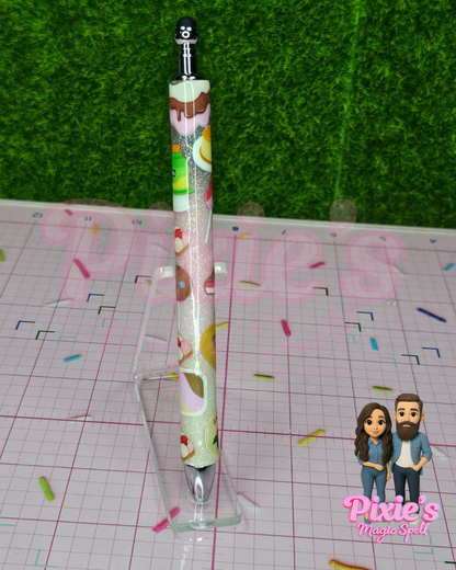 Latina Treats Pen