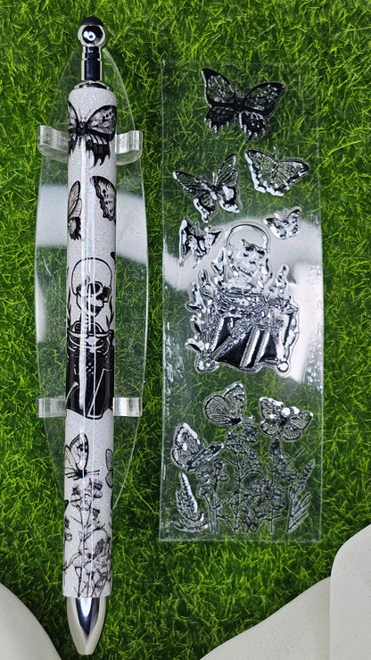 Bookworm Skelly Pen