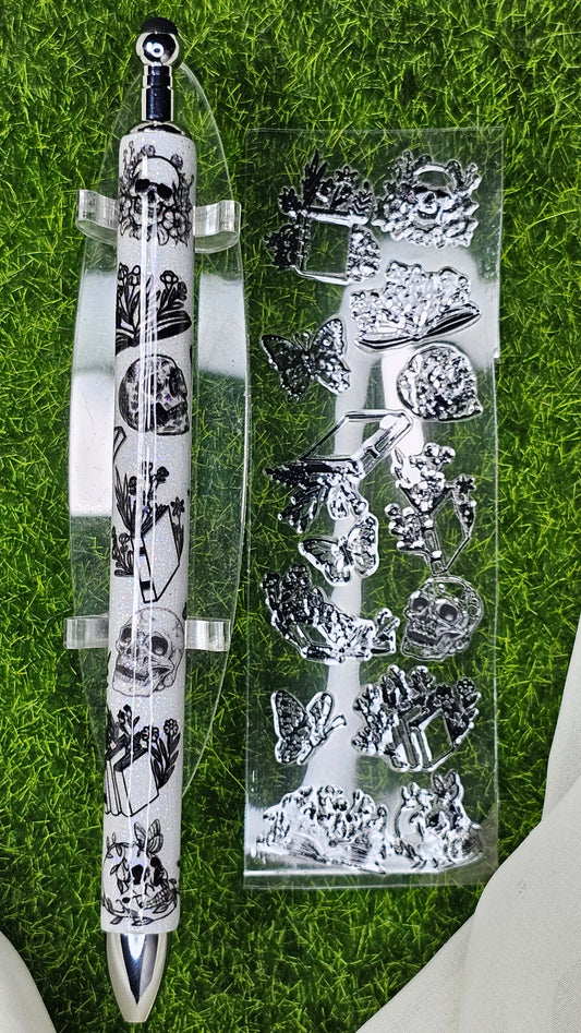 Skulls N Books Pen