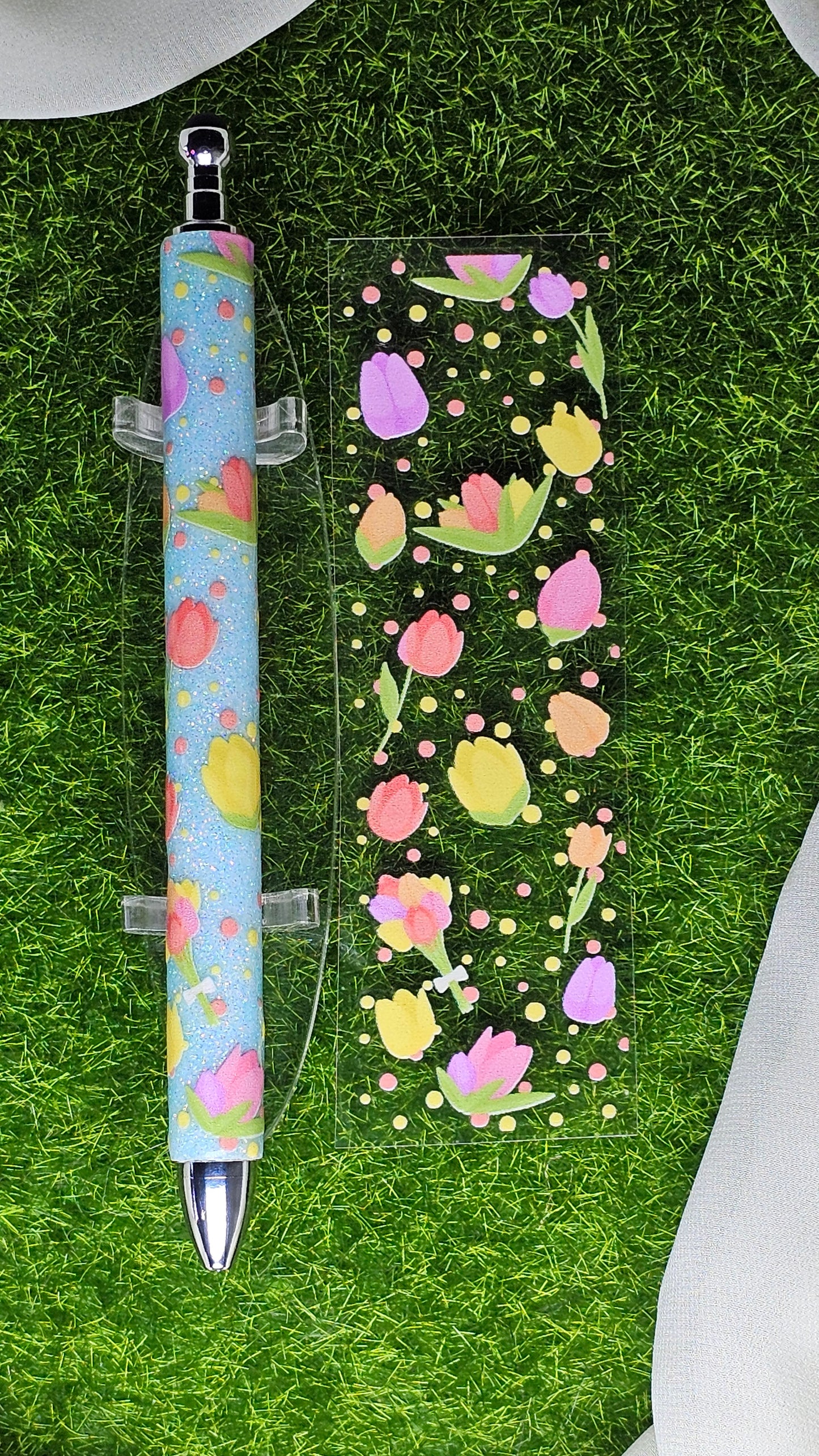 Tulip Garden Pen