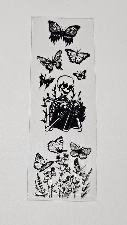 Bookworm Skelly Pen